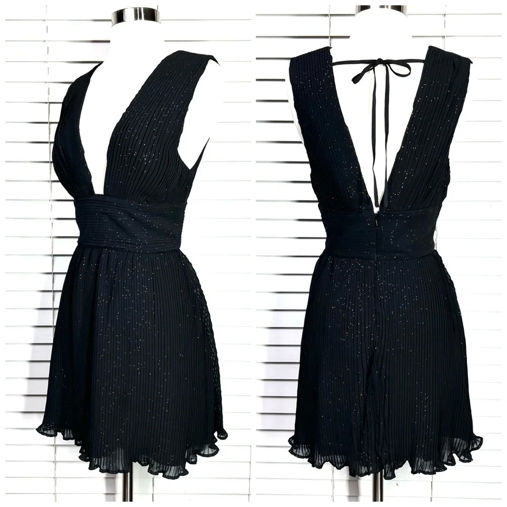 🚫SOLD! NWT🤩|•LA MAISON TALULAH•| V Pleated Chiffon Blk w/Gold Sparkle Dress - Picture 2 of 16